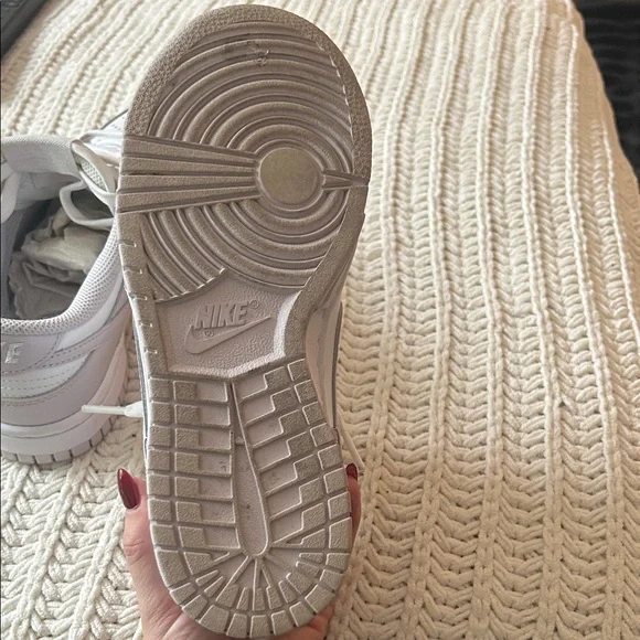 Nike Women’s Low Dunk, size 6 - Picture 6 of 9